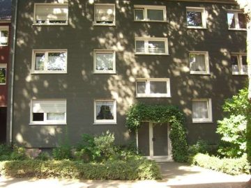 Gemütliche Wohnung mit Balkon in ruhiger Lage in der Coburger Str. 16 Gelsenkirchen, DG links, 45899 Gelsenkirchen, Dachgeschosswohnung